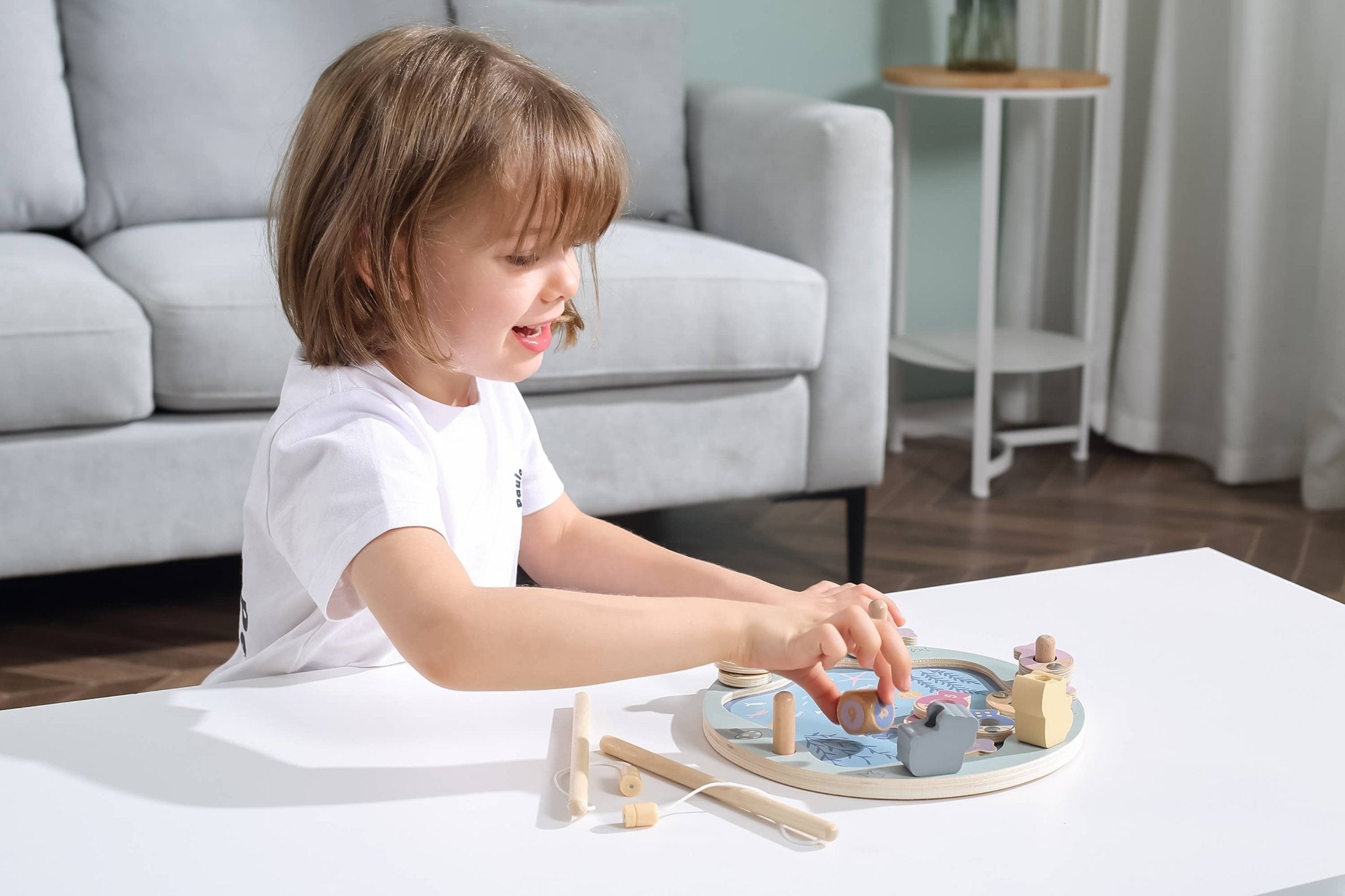 Magnetic Pond Fishing Game - Enchanted Toys