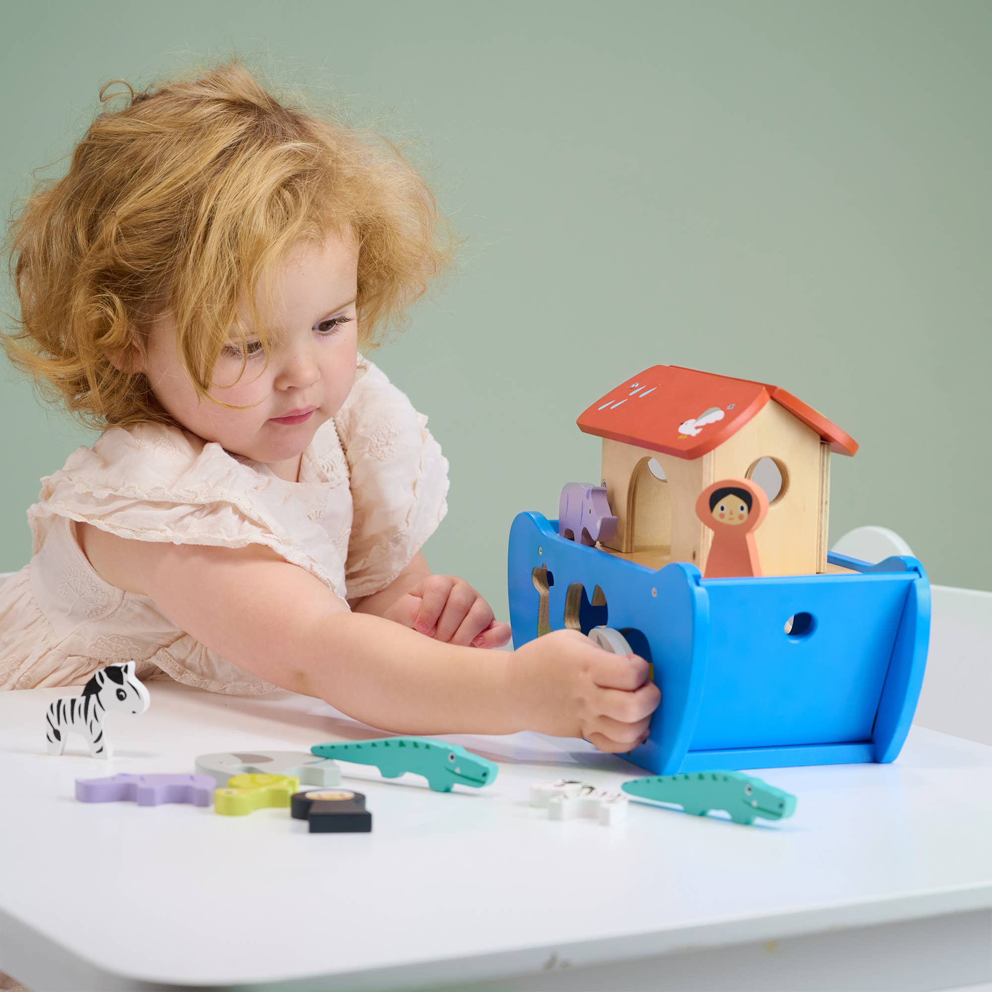 Mentari Shape Sorting Animal Ark - Enchanted Toys