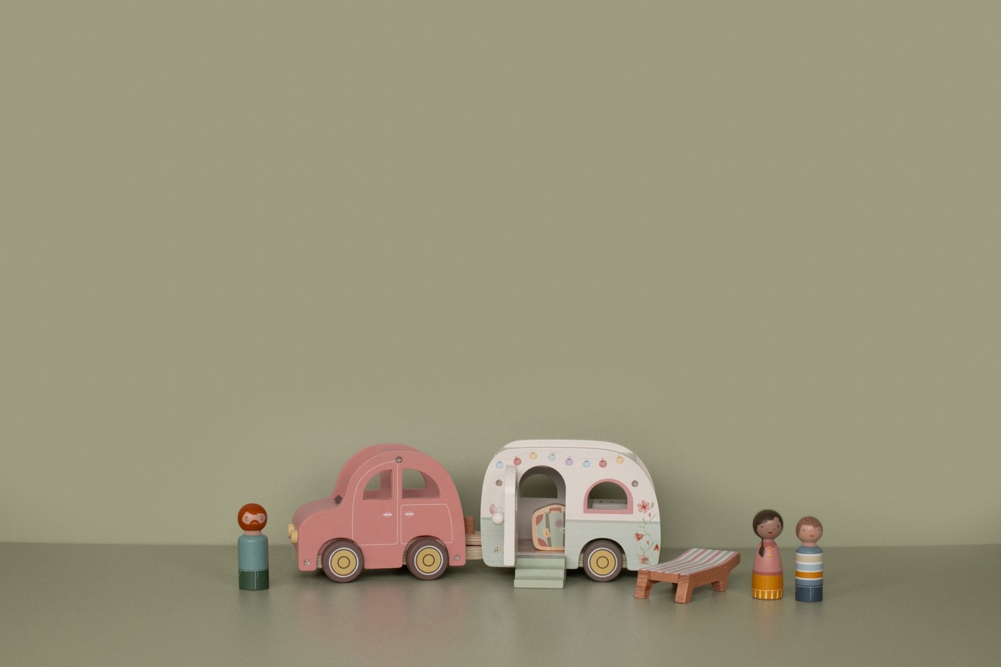 Toy Car with Caravan FSC - Enchanted Toys