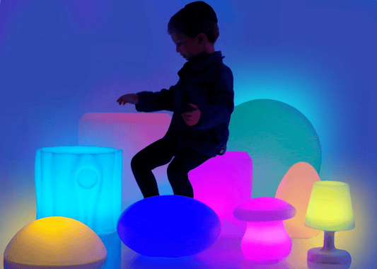 Colour Changing Tree Trunk - Enchanted Toys